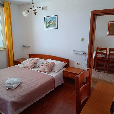 Monika Daire Rab Town Dış mekan fotoğraf